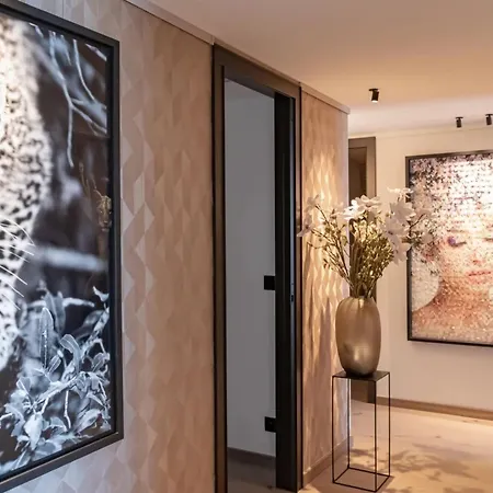 Appartement 1973 - Luxurious Waterfront Croisette *