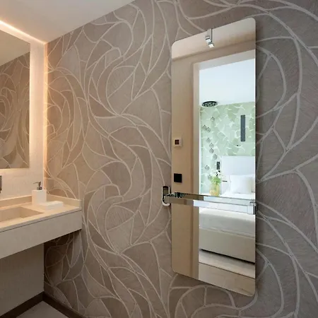 Appartement 1973 - Luxurious Waterfront Croisette Cannes