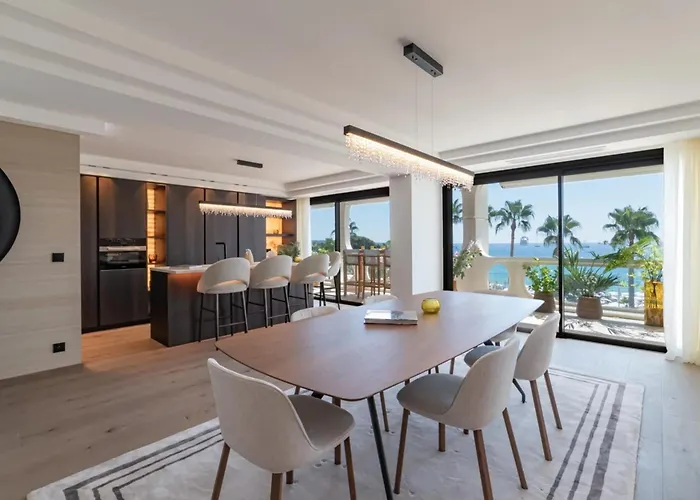 1973 - Luxurious Waterfront Croisette Apartmán *