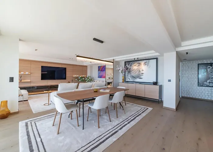 1973 - Luxurious Waterfront Croisette Apartmán Cannes